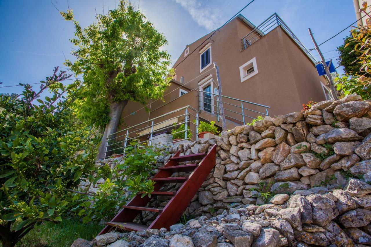 Apartment Surdic Valun Exterior foto