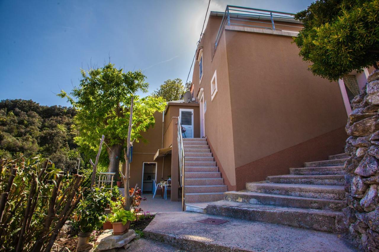 Apartment Surdic Valun Exterior foto