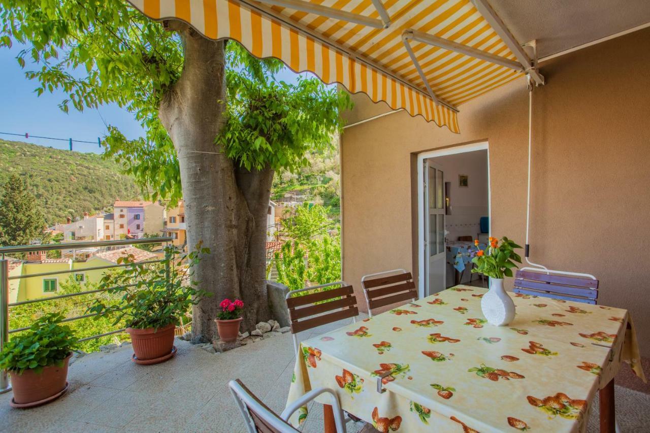 Apartment Surdic Valun Exterior foto